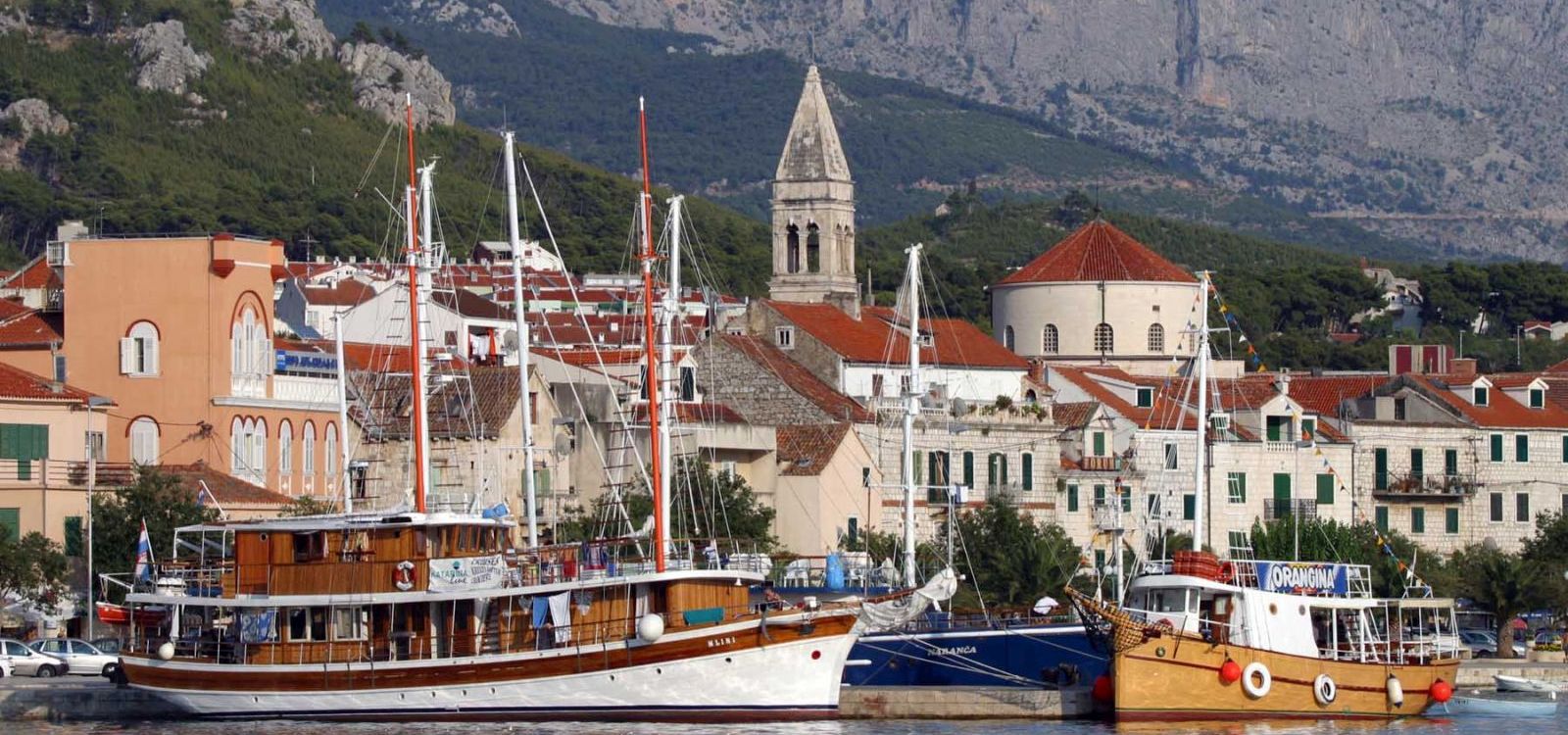 Attractive town
